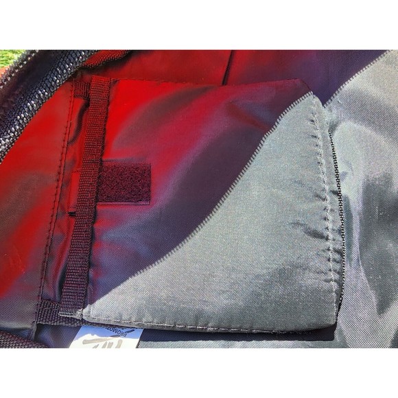 Walt Disney Mickey Mouse 'The Magic Begins With You' Vtg Cross Body Backpack - Picture 7 of 13